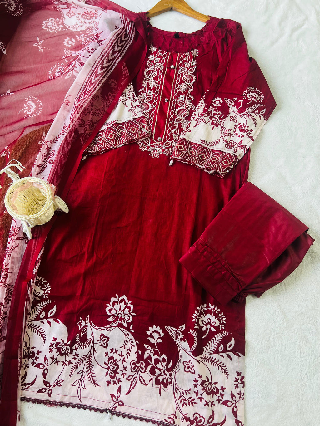 Bosque| ADAN’S LIBAS STITCHED LAWN – Ready-Made Collection